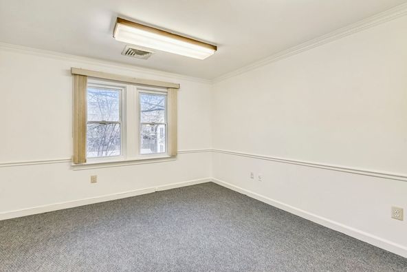 2102 Gallows Rd, Vienna, VA, 22182
